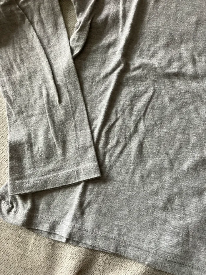 Tee-shirt manches longues col carré gris Primark – Taille S - photo numéro 2