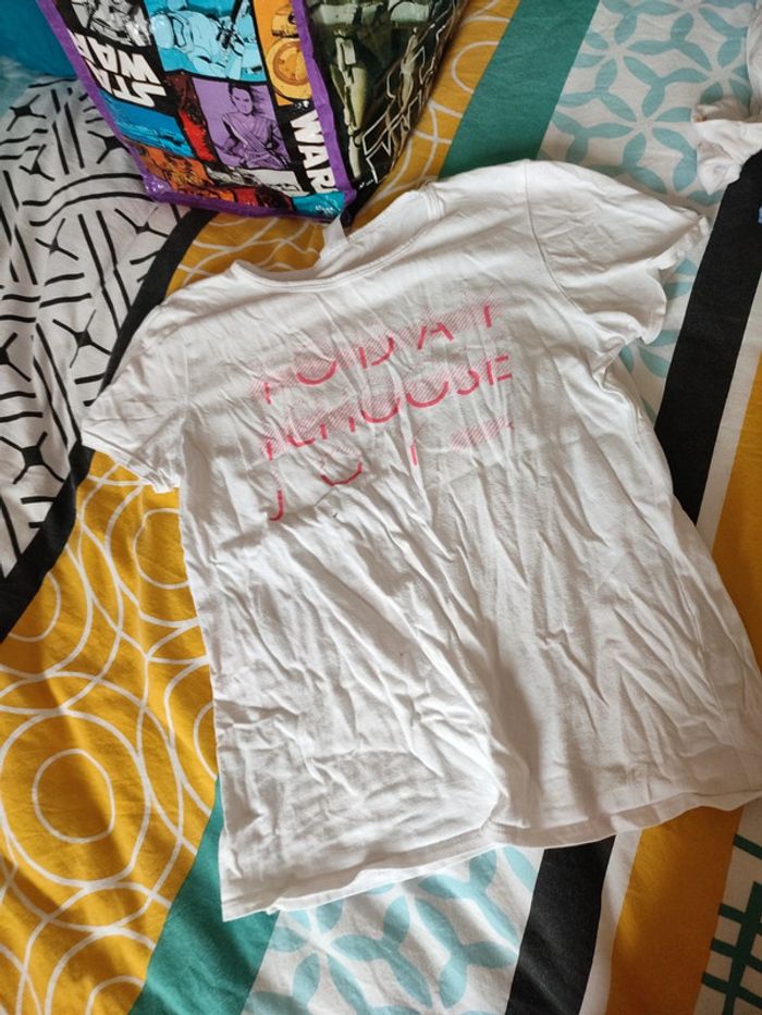 T-shirt Decathlon taille 10 ans - photo numéro 2