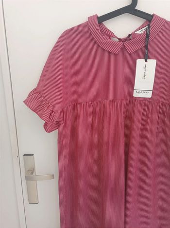 Robe rouge blanche à rayures avec col coton volants manches Taille 38 Naf Naf Neuf avec étiquette