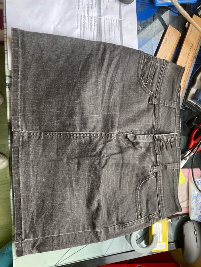 Mini jupe jean gris foncé taille 38
