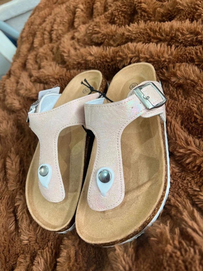 Sandale  taille  32