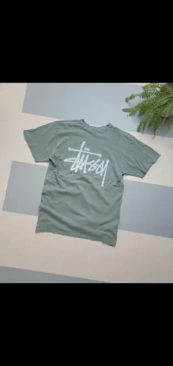 Tee shirt stussy vert menthe kaki taille M
