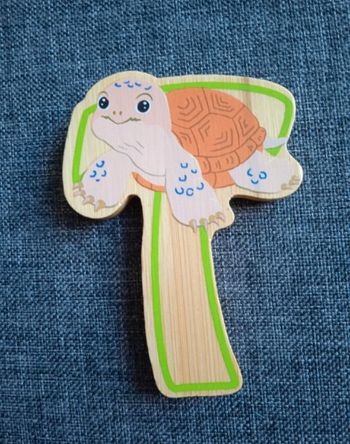 Lettre T adhésive en bois