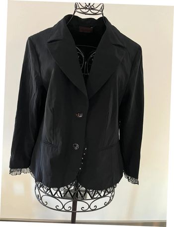 Veste noire avec volants à pois Devernois taille 42