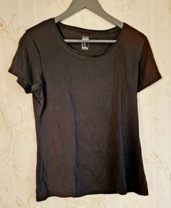 Lot 4 t-shirt taille M