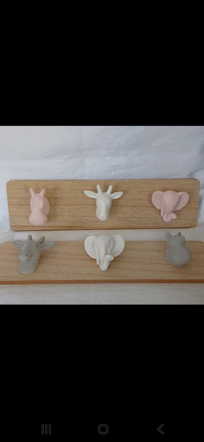 Patère murale enfants