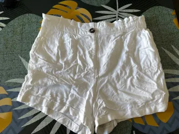 Short blanc en très bon état Pimkie
