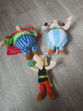 Lot de  3 peluches Asterix et Obélix