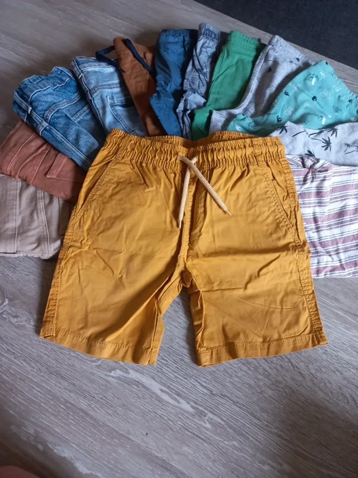 Lot shorts et bermudas garçon 10 ans - photo numéro 3
