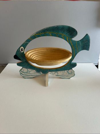 Corbeille pliable vintage en bois – forme poisson - dessous plat