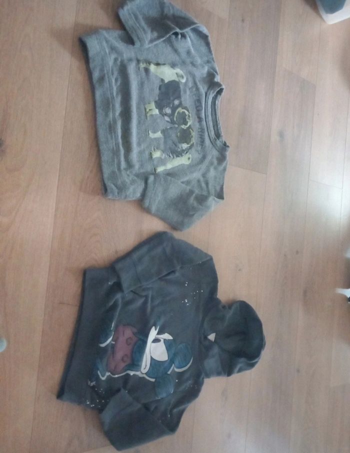 Lot vêtements garçon 4 ans - photo numéro 2