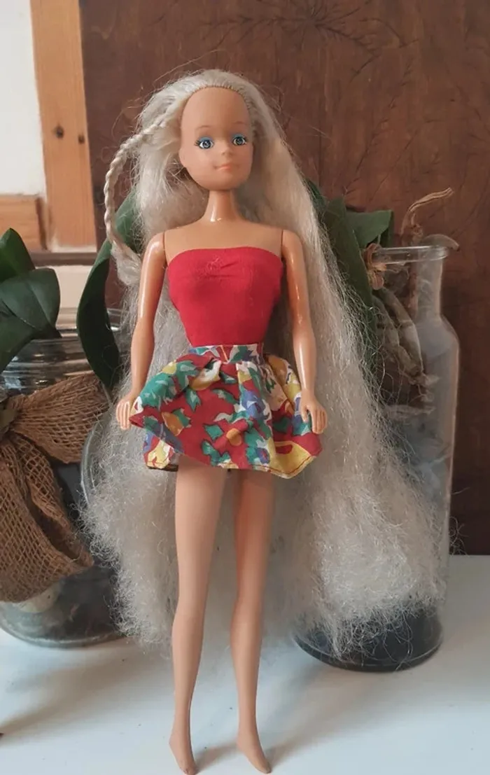 Poupée Steffi de "Mattel"