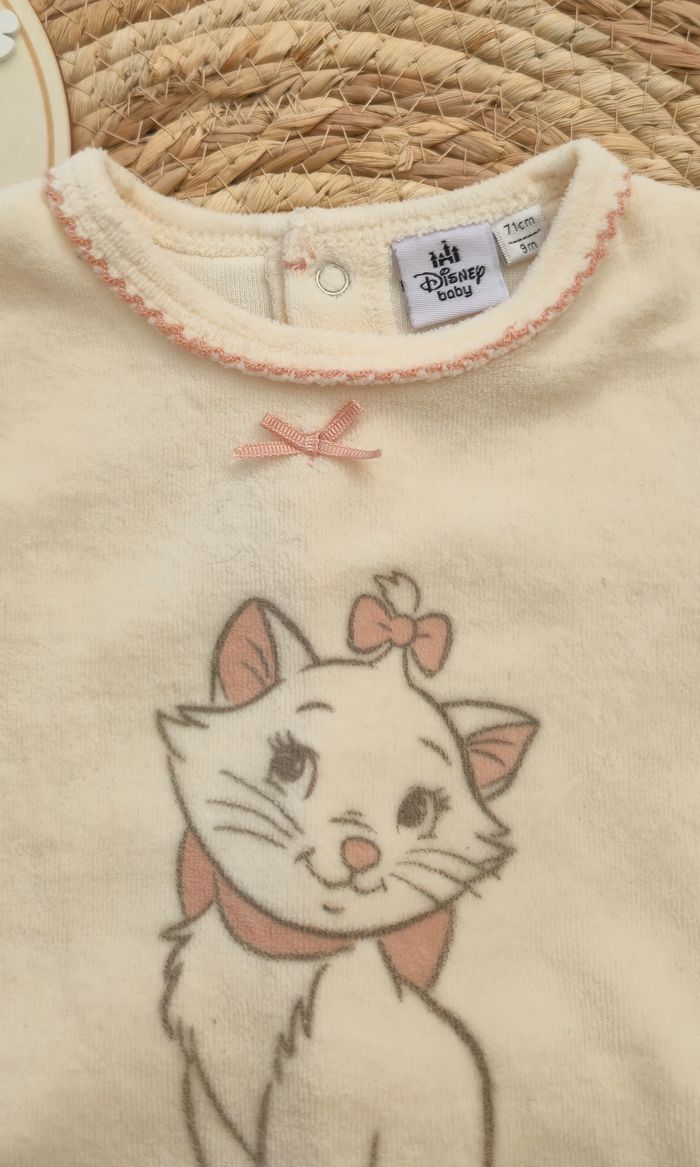 Pyjama et chaussons Marie 9 mois Disney - photo numéro 5