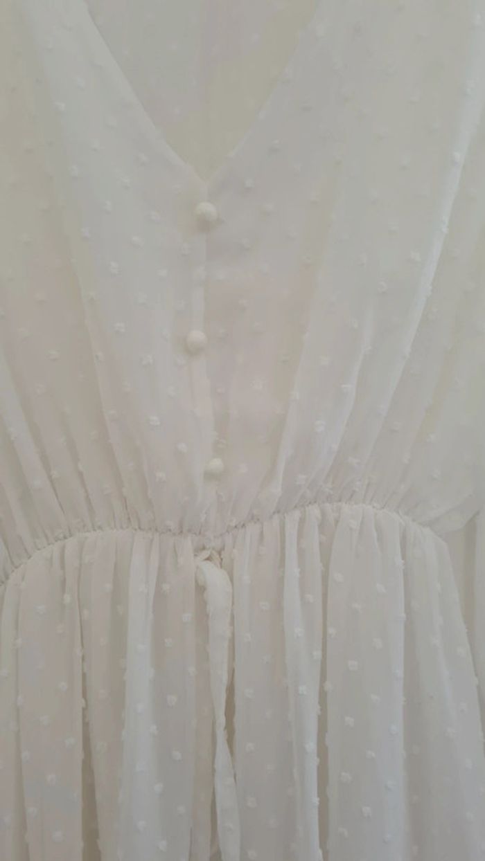 Robe en plumetis blanche - photo numéro 3