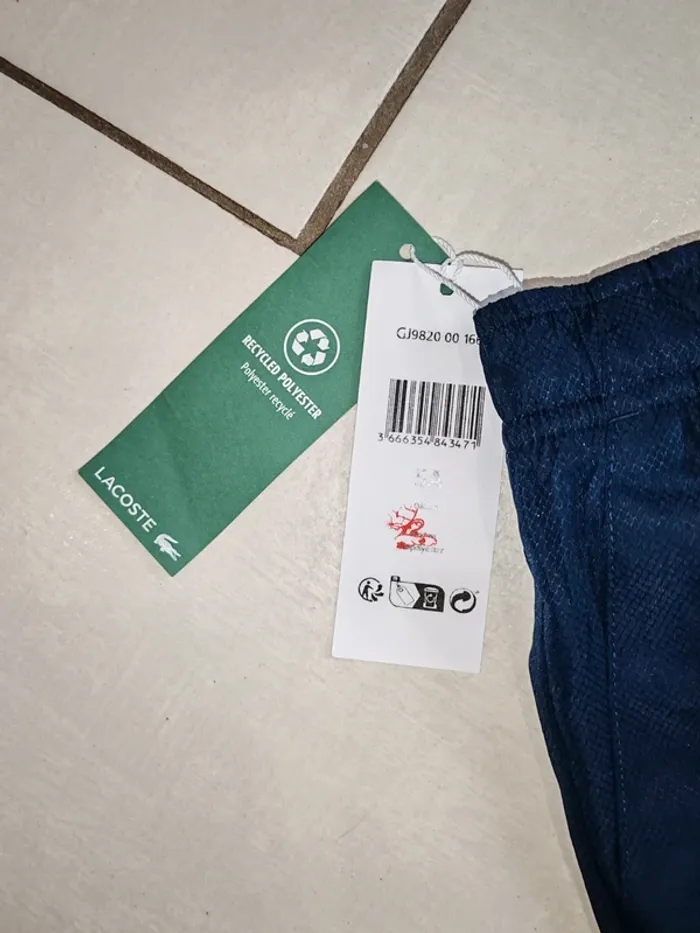 Short lacoste 5 ans - photo numéro 2