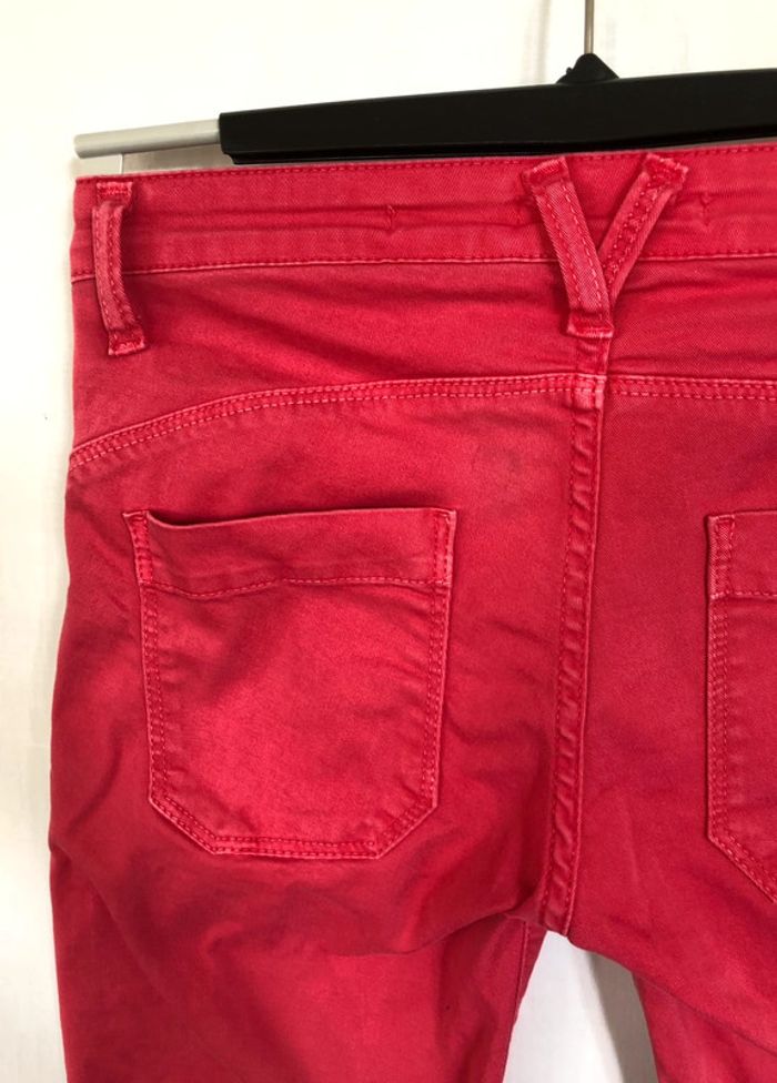 Jean rose vif taille basse slim Please taille Small / 34 36 très bon état - photo numéro 15