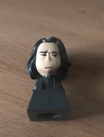 Wizzis Harry Potter - Super U 2024 figurine professeur Severus Rogue 3 cm de haut
