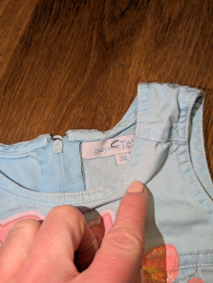 Robes 3 mois - photo numéro 3