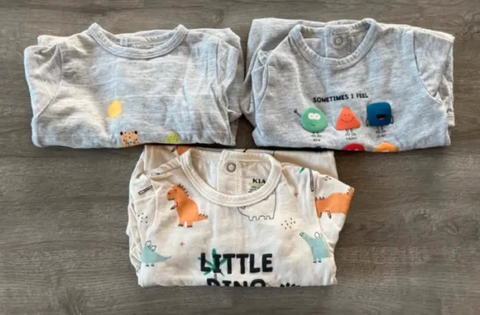 Lot 3 pyjamas 1 mois kiabi