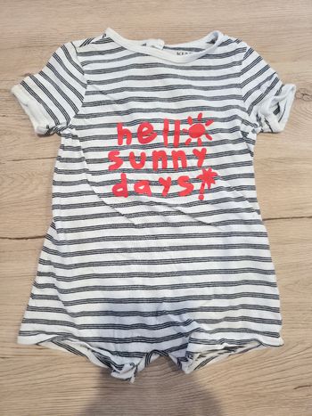 Barboteuse manches courtes blanches a rayures bleu, Kiabi, 18 mois