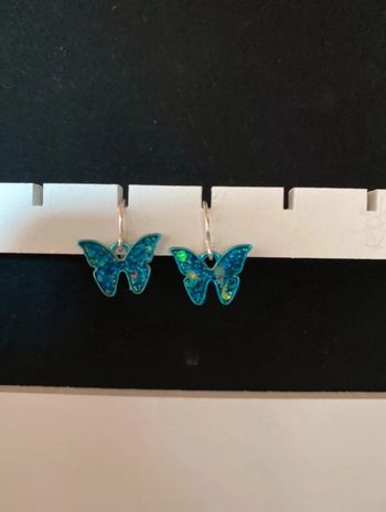 Boucle d’oreilles papillon bleu