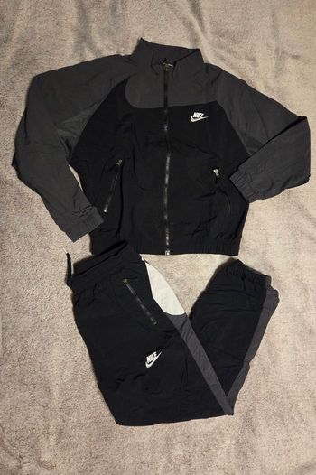 Ensemble Nike