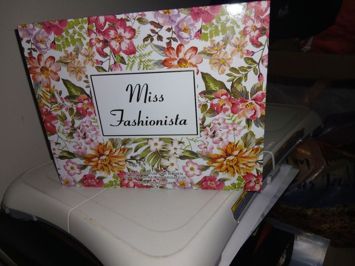 Magnifique coffret talon femme - photo numéro 2