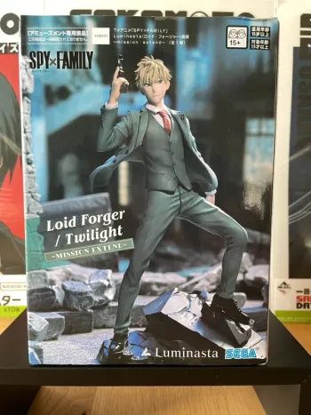 Spy x Family – Figurine Loid Forger Luminasta Mission Extend 22cm Sega