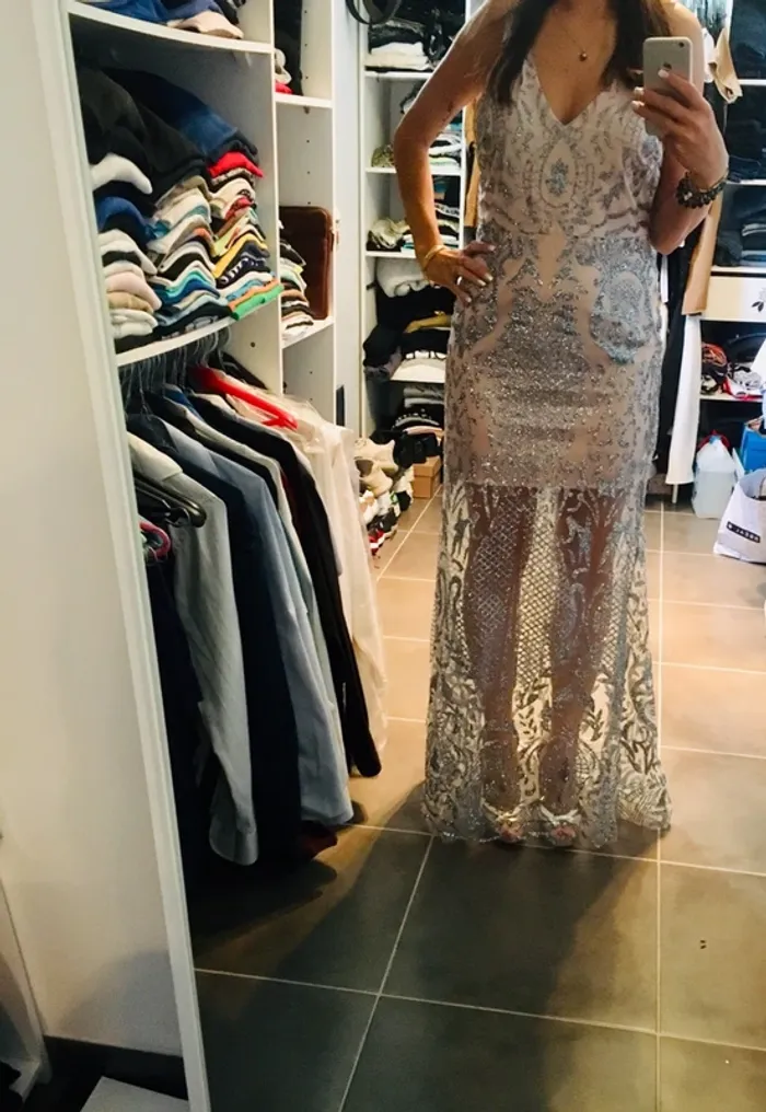 Robe longue de soirée à paillettes - photo numéro 5