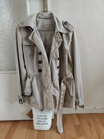 Joli trench beige C&A taille M