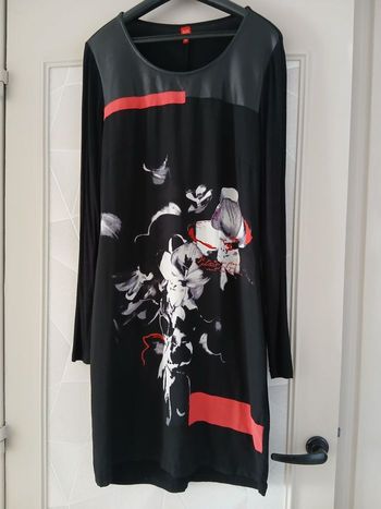 Robe noire Manches longues T:40