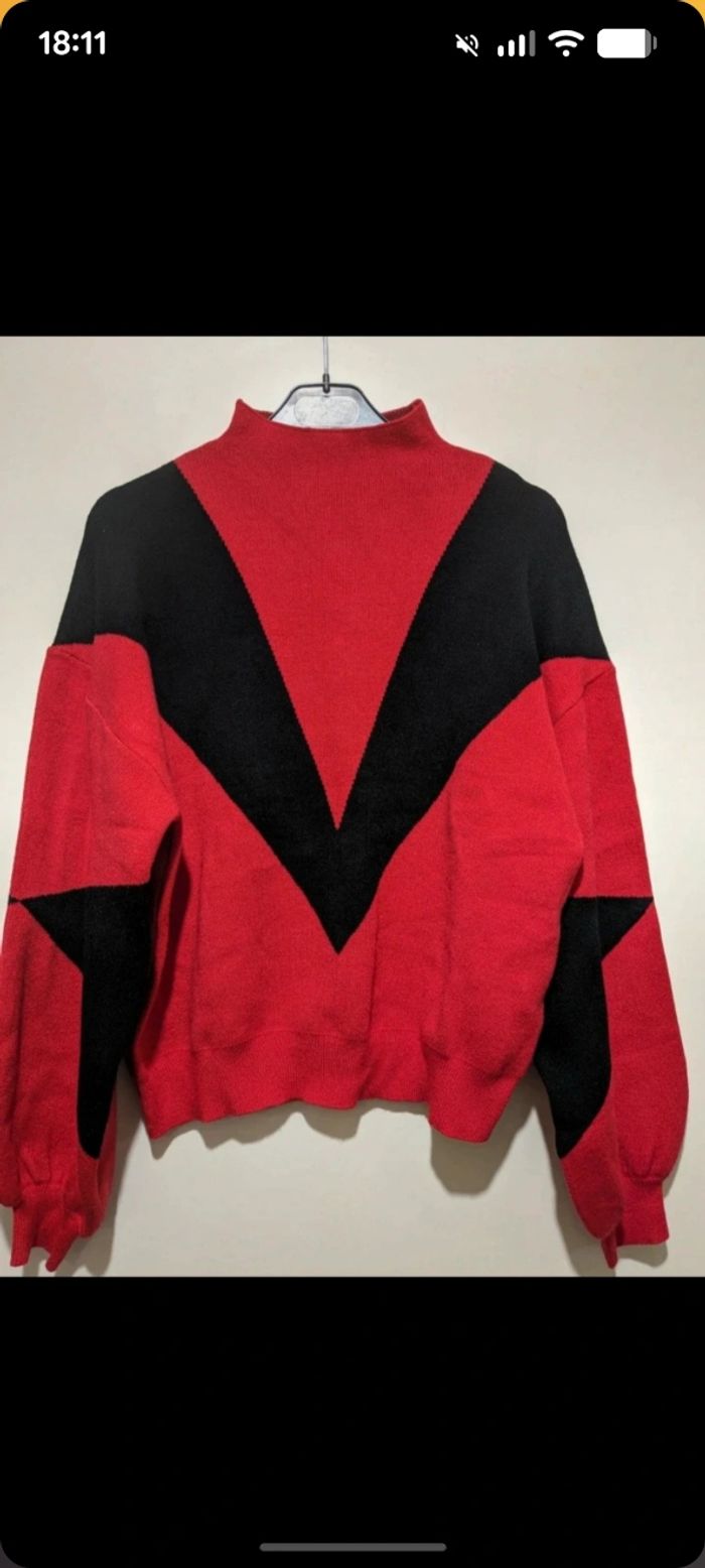 Pull Bodyflirt rouge et noir. Taille 38/40 - photo numéro 2