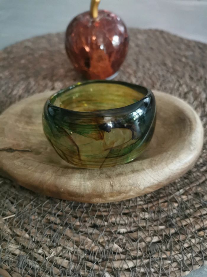 Bracelet manchette vert marbré