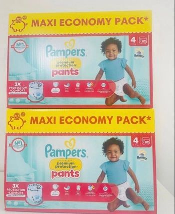 Couches Pampers Pants taille 4