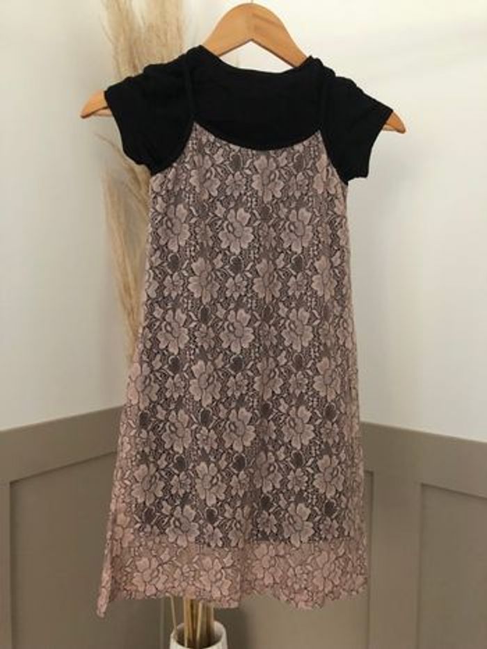 Robe fête Sisley 7/8 ans - photo numéro 2