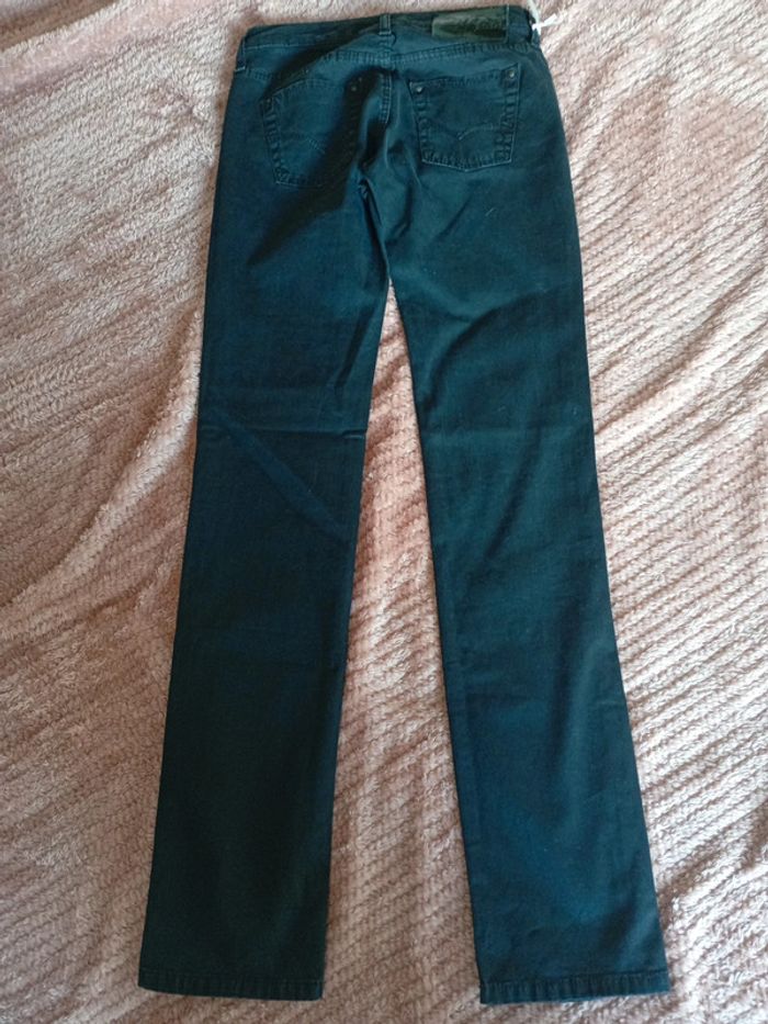 Jeans pantalons neuf - photo numéro 2