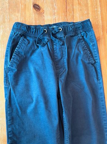 Pantalon  bleu 12 ans Kiabi taille XXS ceinture et pied élastique