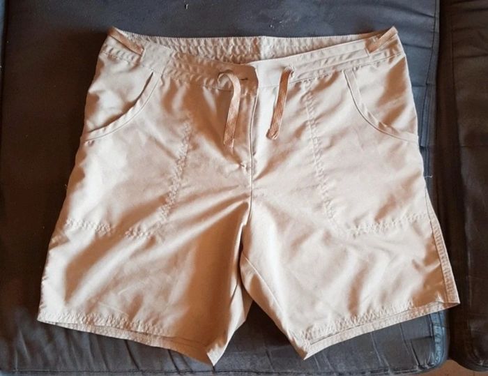 Short femme Taille 42