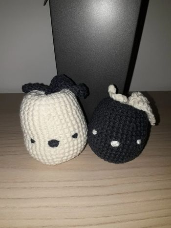 Lot de 2 pommes réalisées au crochet