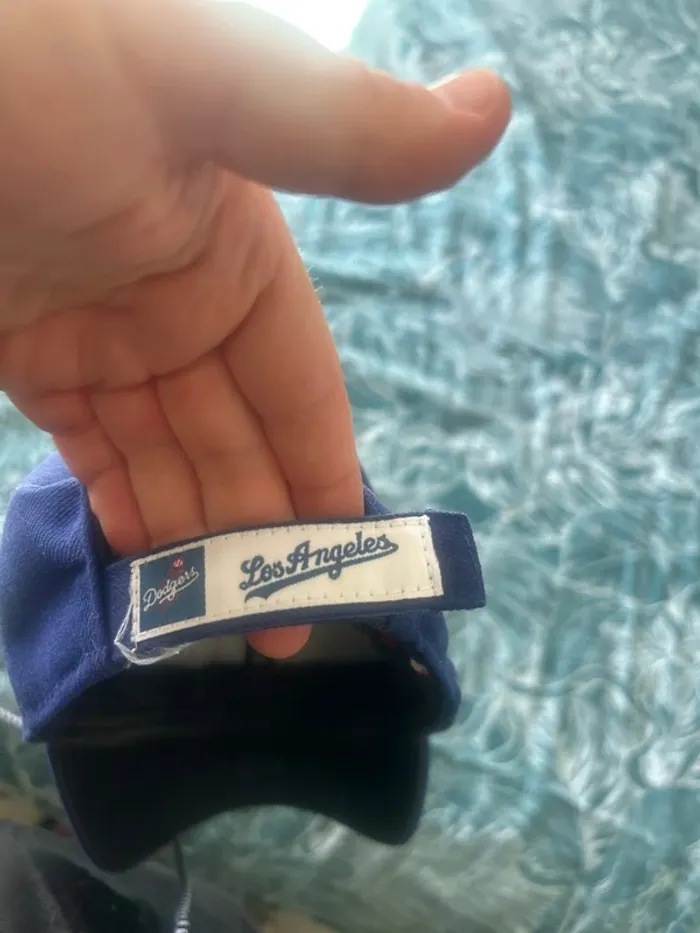 Casquette new éra en état - photo numéro 4
