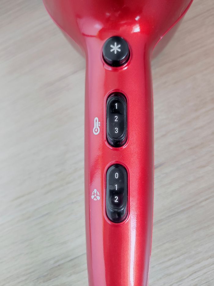 Sèche cheveux rouge Édition limitée Lipstick Red Signature Pro AC / Calor - 2100w - photo numéro 5