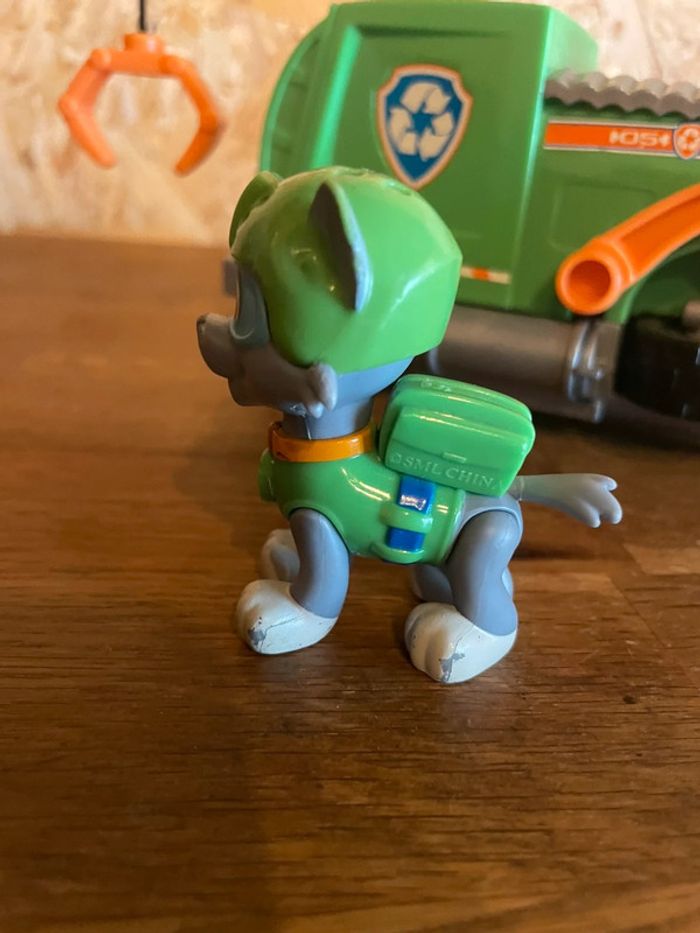 Idée cadeau 🎁 figurine Rocky et son véhicule de la Pat Patrouille - photo numéro 6