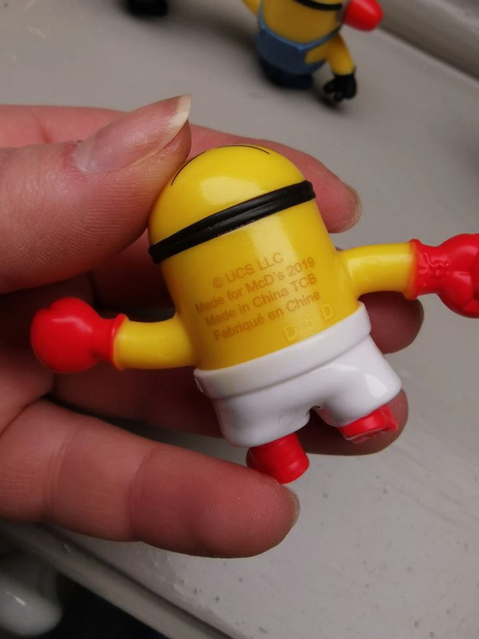 Lot de 10 figurines Minions McDonald's - photo numéro 4