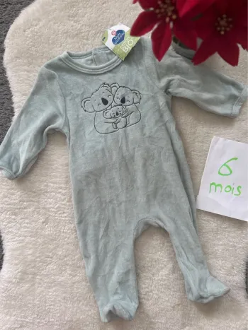 Pyjama ~ mots d’enfants ~ 6 mois