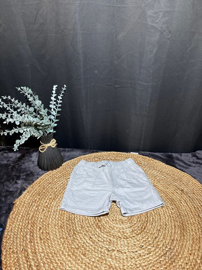 Short garçon taille 8 ans