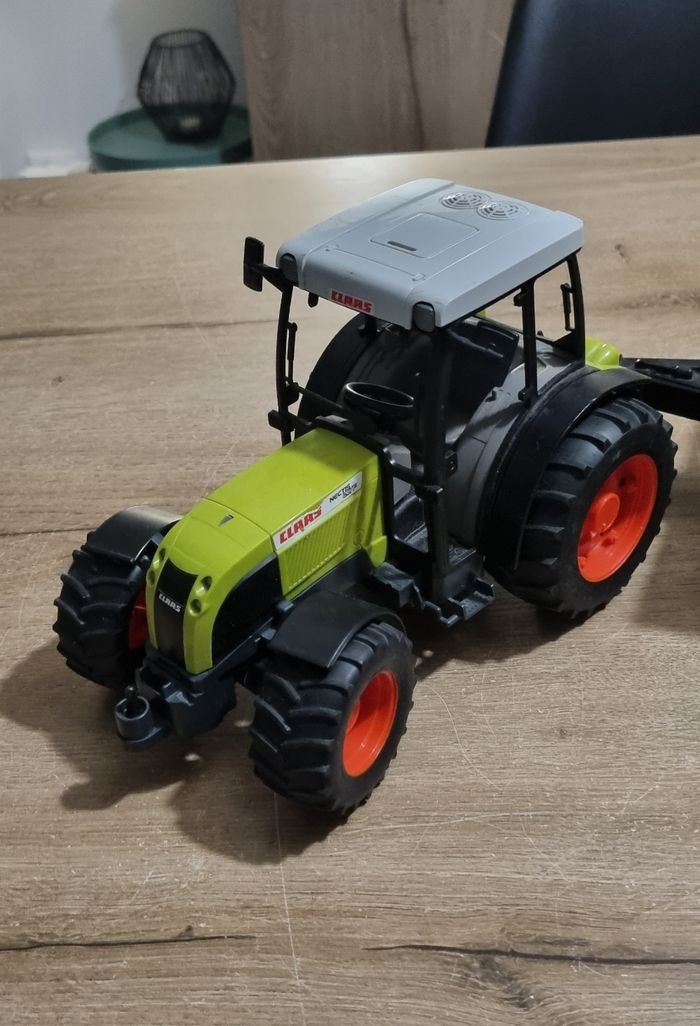 Tracteur Claas avec remorque Bruder - photo numéro 3