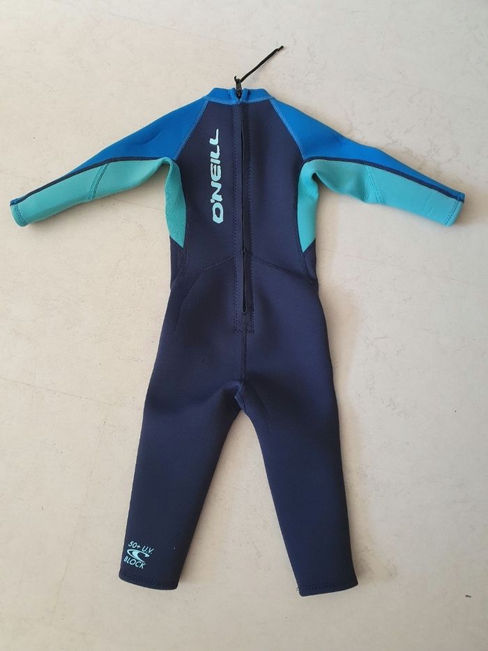 Combinaison O'Neill 98-108 cm neuve - photo numéro 2