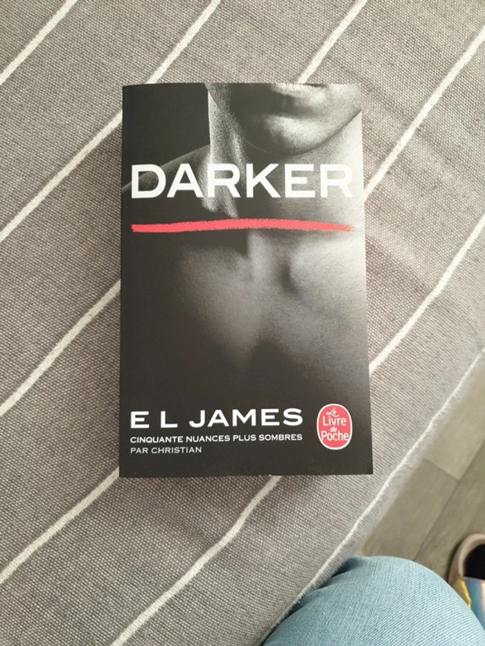 Livre Darker