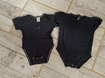 Lot de 2 bodies été fille 18 mois