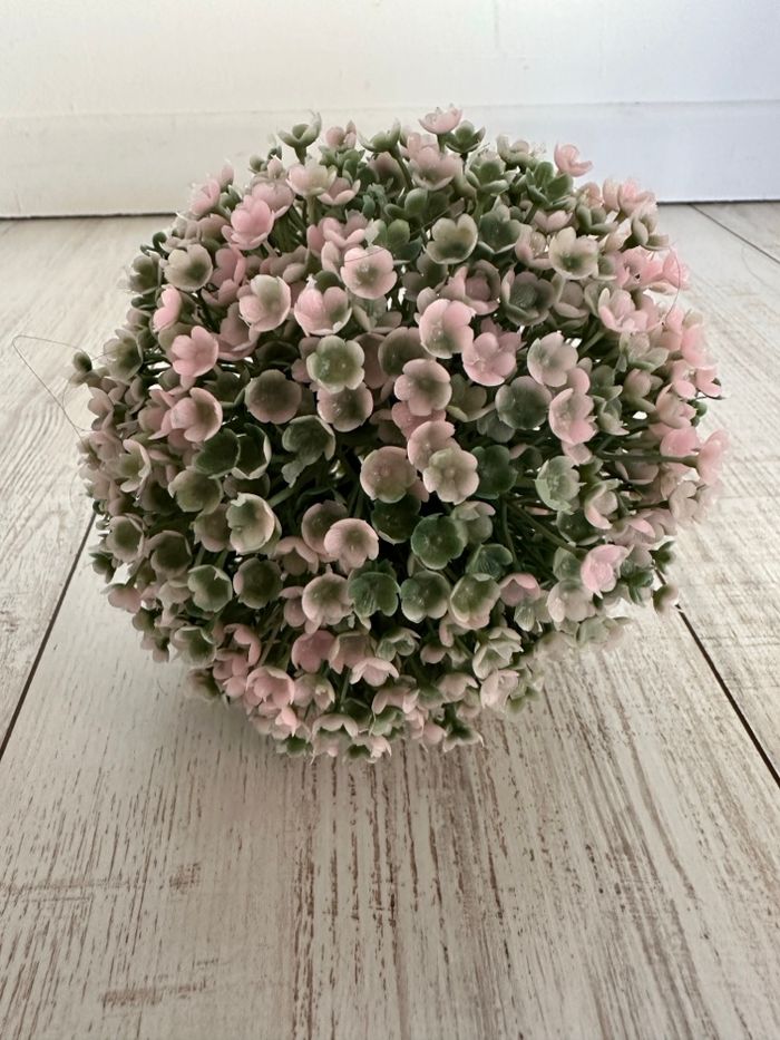 Boule décoration fausses fleurs NEUVE